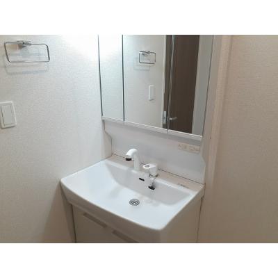 グラン　ビレッジ　ウー　Ⅳ 203【管理NO：1-027355804-02030】 ★家具家電は申し込み後に搬入します★の物件画像