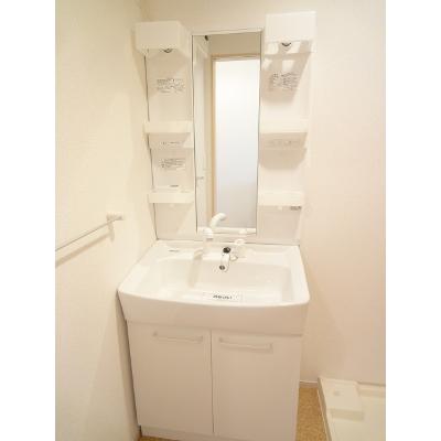 ローレルパークＡ 103【管理NO：1-017978301-01030】 ★家具家電は申し込み後に搬入します★の物件画像