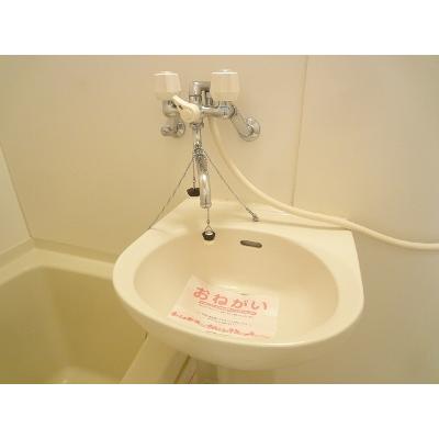 パステルＭ１ 103【管理NO：1-004833101-01030】 ★家具家電は申し込み後に搬入します★の物件画像