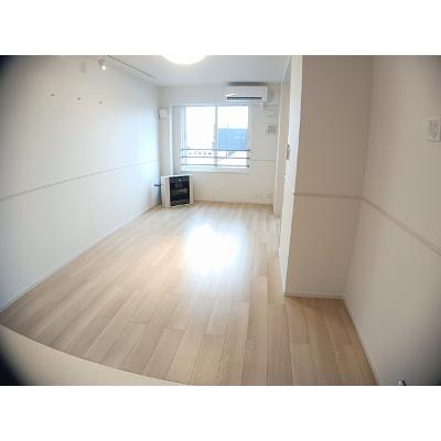アウル 203【管理NO：1-027656901-02030】 ★家具家電は申し込み後に搬入します★の物件画像