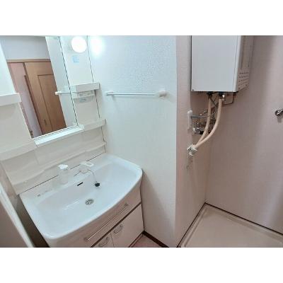 デフィⅡ 201【管理NO：1-014406202-02010】 ★家具家電は申し込み後に搬入します 2026年08月中旬入居可能の物件画像
