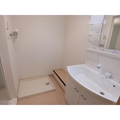 リヴィエールⅢ 203【管理NO：1-020065703-02030】 ★家具家電は申し込み後に搬入します★の物件画像