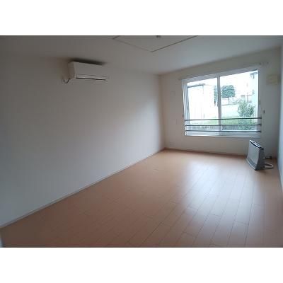 プレジール 101【管理NO：1-019202101-01010】 ★家具家電は申し込み後に搬入します★の物件画像
