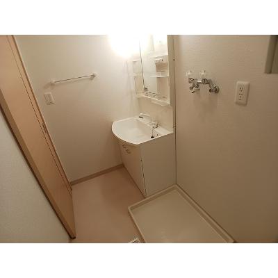 フリシュＡ 102【管理NO：1-017500801-01020】 ★家具家電は申し込み後に搬入しますの物件画像