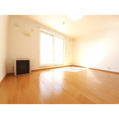 カーサイリーデ 203【管理NO：1-013081401-02030】 ★家具家電は申し込み後に搬入しますの物件画像