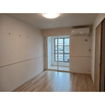 リヨン　鯖江　０１ 102【管理NO：1-026970701-01020】 ★家具家電は申し込み後に搬入しますの物件画像