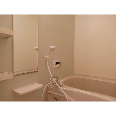 リベラメンテ 105【管理NO：1-018570401-01050】 ★家具家電は申し込み後に搬入しますの物件画像