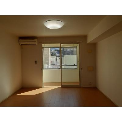アム－ル 101【管理NO：1-017531901-01010】 ★家具家電は申し込み後に搬入しますの物件画像