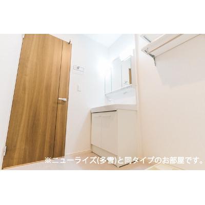 フルーメン　Ⅰ 202【管理NO：1-028702301-02020】 ★家具家電は申し込み後に搬入します 2026年09月下旬入居可能の物件画像