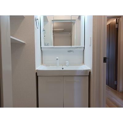 マジェスティ 101【管理NO：1-025386701-01010】 ★家具家電は申し込み後に搬入しますの物件画像