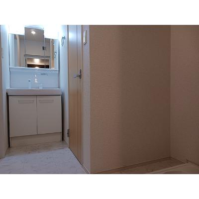 アヴァンセⅡ 203【管理NO：1-024338802-02030】 ★家具家電は申し込み後に搬入します★ ★2026年09月上旬入居可能★の物件画像
