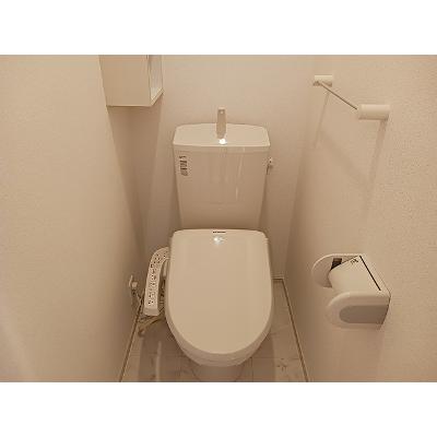 リベラメンテ 104【管理NO：1-018570401-01040】 ★家具家電は申し込み後に搬入しますの物件画像