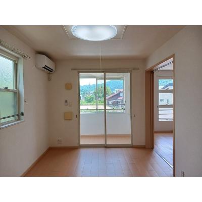 クロスロ－ド　沢　ｄｅｕｘ 203【管理NO：1-016551602-02030】 ★家具家電は申し込み後に搬入しますの物件画像