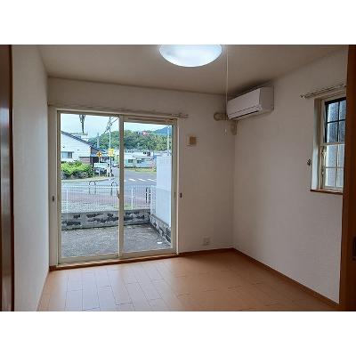 ココタイム　Ａ 103【管理NO：1-014713701-01030】 ★家具家電は申し込み後に搬入しますの物件画像