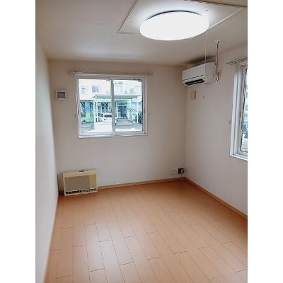 プレリュード 102【管理NO：1-016622601-01020】 ★家具家電は申し込み後に搬入します★ ★2026年12月中旬入居可能★の物件画像
