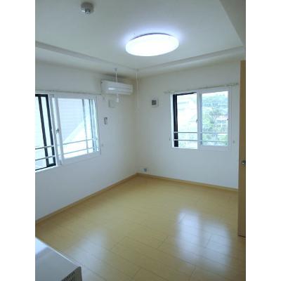 ＡｍｙⅡ 105【管理NO：1-015892501-01050】 ★家具家電は申し込み後に搬入します★の物件画像