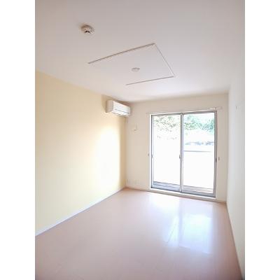 ブリーゼⅡ 102【管理NO：1-018837901-01020】 ★家具家電は申し込み後に搬入しますの物件画像