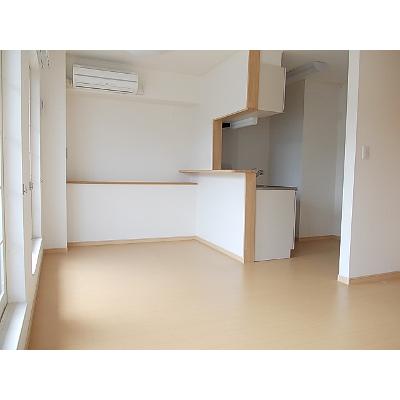 ラ・ティエラ 202【管理NO：1-016059701-02020】 ★家具家電は申し込み後に搬入します 2026年07月下旬入居可能の物件画像