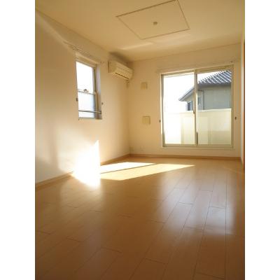 サンリット・ヴィラ 203【管理NO：1-015710401-02030】 ★家具家電は申し込み後に搬入します★の物件画像