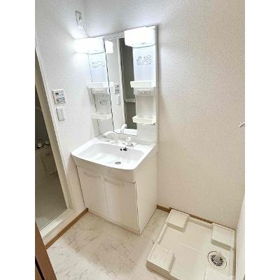 エル・セレッソＢ 101【管理NO：1-015445302-01010】 ★家具家電は申し込み後に搬入します★の物件画像