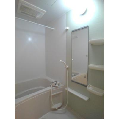 Ｉｎｔｅｒｆｉｅｌｄ 102【管理NO：1-013838001-01020】 ★家具家電は申し込み後に搬入しますの物件画像
