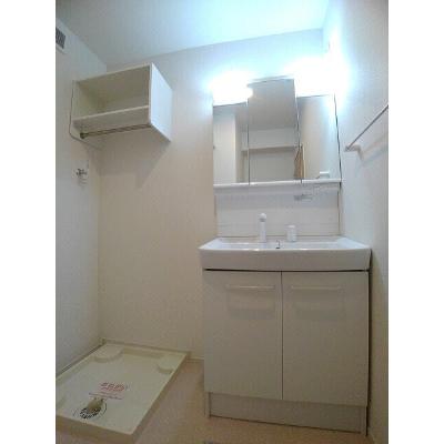 ルピナスⅡ 201【管理NO：1-024019401-02010】 ★家具家電は申し込み後に搬入します 2026年07月中旬入居可能の物件画像