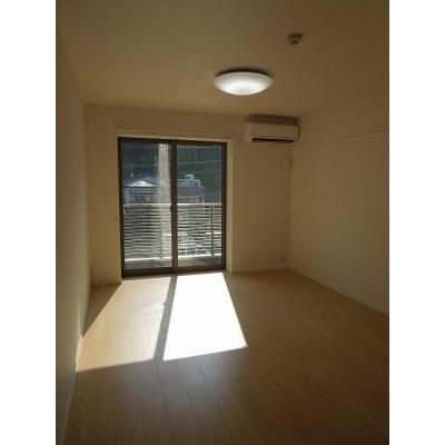 ポートサイド・ベル 301【管理NO：1-023441201-03010】 ★家具家電は申し込み後に搬入します 2026年08月中旬入居可能の物件画像