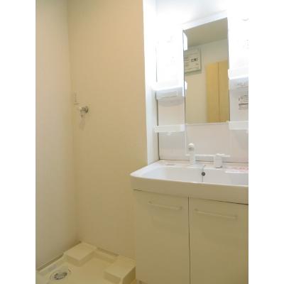 クレール立戸 103【管理NO：1-021276301-01030】 ★家具家電は申し込み後に搬入しますの物件画像