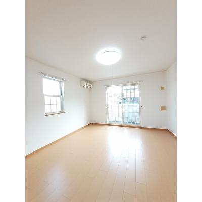 アーバンホワイトタナカⅢ 101【管理NO：1-014983501-01010】 ★家具家電は申し込み後に搬入しますの物件画像