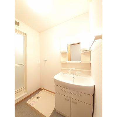 アーバンホワイトタナカⅢ 101【管理NO：1-014983501-01010】 ★家具家電は申し込み後に搬入しますの物件画像