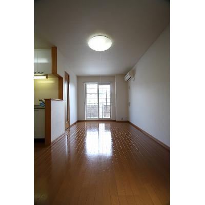 プリムローズ御庄 101【管理NO：1-012830401-01010】 ★家具家電は申し込み後に搬入します 2026年07月下旬入居可能の物件画像