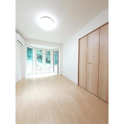 カサ・ブランカＣ 101【管理NO：1-011191403-01010】 ★家具家電は申し込み後に搬入しますの物件画像