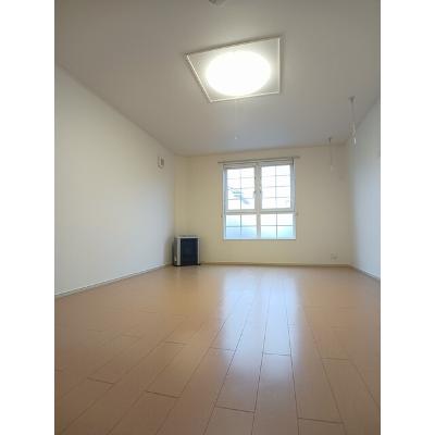 ベリエ 101【管理NO：1-017044501-01010】 ★家具家電は申し込み後に搬入します 2026年08月下旬入居可能の物件画像