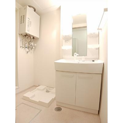 ベル　アンジュ 101【管理NO：1-018374701-01010】 ★家具家電は申し込み後に搬入します★ ★2026年10月上旬入居可能★の物件画像