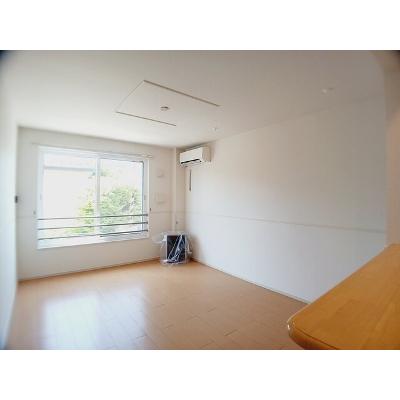 スピノス 101【管理NO：1-021049301-01010】 ★家具家電は申し込み後に搬入します 2026年09月上旬入居可能の物件画像