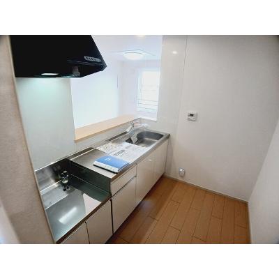 グリーンレイク 104【管理NO：1-017766701-01040】 ★家具家電は申し込み後に搬入しますの物件画像