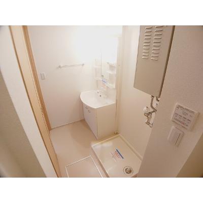 グリーンレイク 104【管理NO：1-017766701-01040】 ★家具家電は申し込み後に搬入しますの物件画像