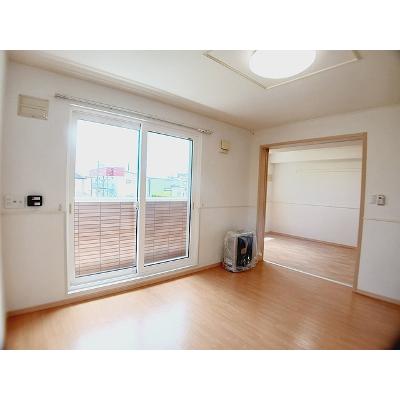 カムフォート美原　壱番館 101【管理NO：1-015492301-01010】 ★家具家電は申し込み後に搬入しますの物件画像