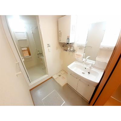 キャトルセゾンＣ 103【管理NO：1-015404101-01030】 ★家具家電は申し込み後に搬入しますの物件画像