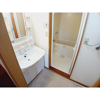 ジェルメ上野 201【管理NO：1-012080501-02010】 ★家具家電は申し込み後に搬入します★の物件画像