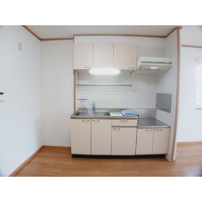 高丘リバーサイド 204【管理NO：1-012030401-02040】 ★家具家電は申し込み後に搬入しますの物件画像