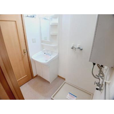 高丘リバーサイド 204【管理NO：1-012030401-02040】 ★家具家電は申し込み後に搬入しますの物件画像