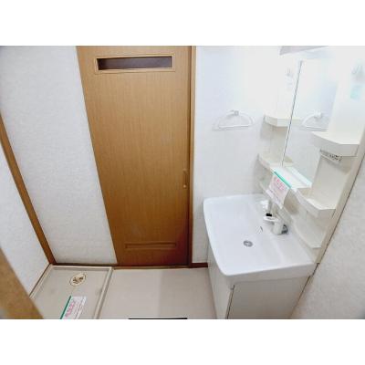 コリーヌ．ビラ 102【管理NO：1-011440301-01020】 ★家具家電は申し込み後に搬入しますの物件画像