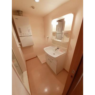 シャトー　グラース 302【管理NO：1-013008401-03020】 ★家具家電は申し込み後に搬入しますの物件画像