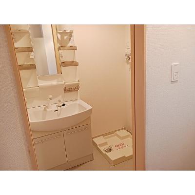 プラージュＫ 103【管理NO：1-019687301-01030】 ★家具家電は申し込み後に搬入します★の物件画像