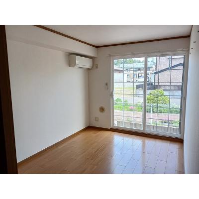 ソール・オリエンス　Ｅ 102【管理NO：1-010231102-01020】 ★家具家電は申し込み後に搬入します★の物件画像