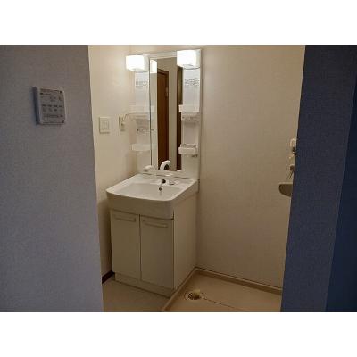 ソール・オリエンス　Ｅ 102【管理NO：1-010231102-01020】 ★家具家電は申し込み後に搬入します★の物件画像