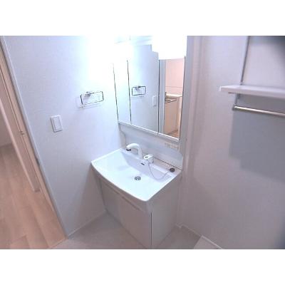 ラ・ミラク 103【管理NO：1-028704401-01030】 ★家具家電は申し込み後に搬入します★の物件画像