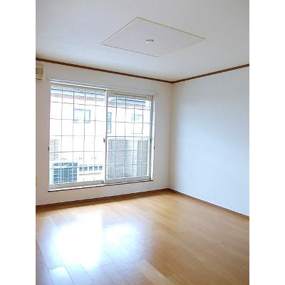 ベルフラワー 203【管理NO：1-011187301-02030】 ★家具家電は申し込み後に搬入します★の物件画像