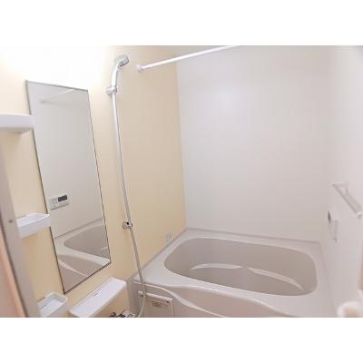ボン　ソレイユ 103【管理NO：1-021327501-01030】 ★家具家電は申し込み後に搬入します★の物件画像
